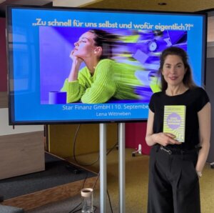Lena_wittneben-rednerin-speaker-speakerin-Impuls-vortrag-Masterclass-Workshop-Selbstführung